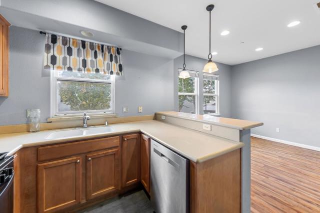 2872 10th Street, San Pablo CA: https://media.crmls.org/mediaz/efc00850-95fa-468c-bf09-27c6dfbc9aa3.jpg