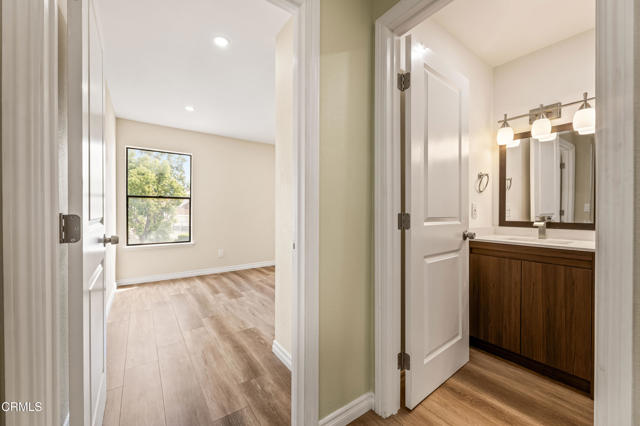 Detail Gallery Image 15 of 44 For 9760 Jersey Ave #173,  Santa Fe Springs,  CA 90670 - 3 Beds | 3 Baths