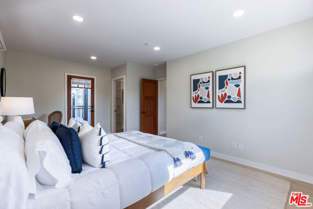 Drew Fenton | 509 Wynola Street Pacific Palisades CA | MLS: 7365865 Drew Fenton | 509 Wynola Street Pacific Palisades CA | MLS: 7365865