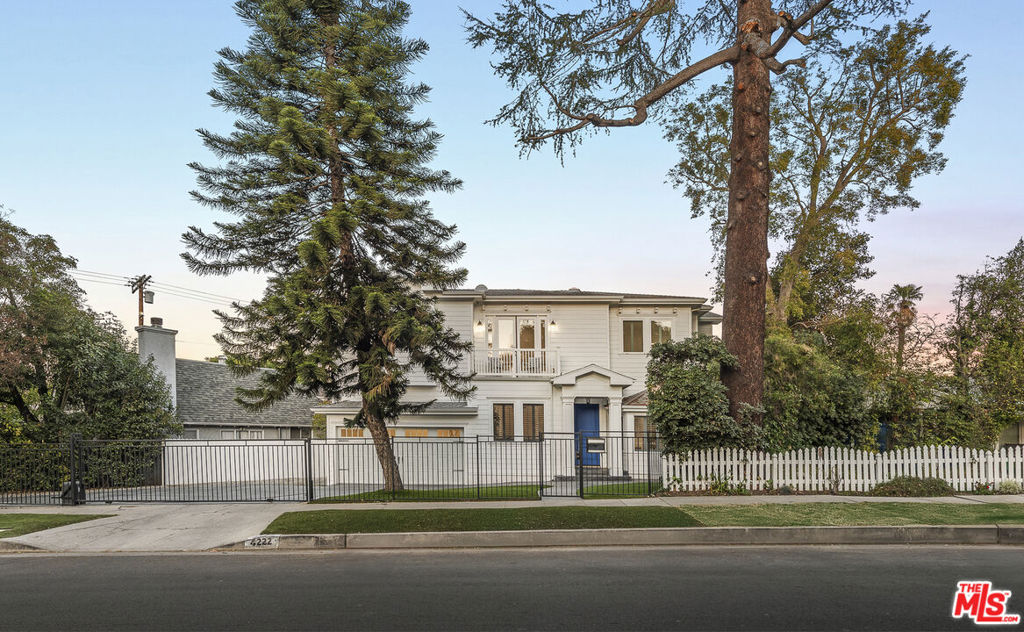 4222 Woodman AvenueSherman Oaks img 1