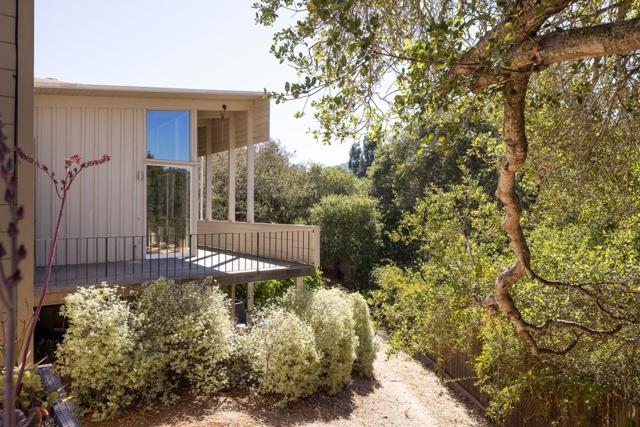 20 Marquard Road, Carmel Valley CA: https://media.crmls.org/mediaz/efc544ef-e8f7-413d-b07a-ea3d3bcd76d6.jpg