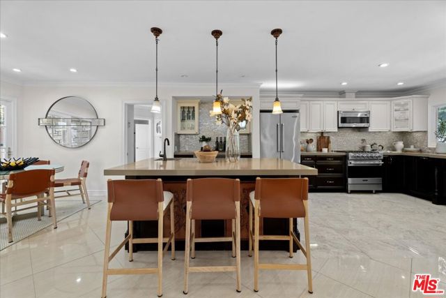 1743 Stone Canyon Road, Los Angeles CA: https://media.crmls.org/mediaz/efc58c73-4d31-420b-893a-1a5745f82fe3.jpg