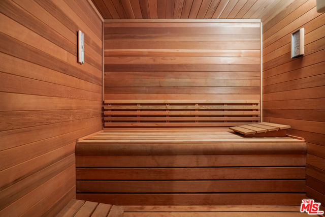 31823 Lobo Canyon Road, Agoura Hills CA: https://media.crmls.org/mediaz/efc5a476-aac9-4012-9c8c-eb2e33d39a6e.jpg