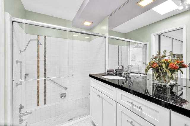 2400 S Palm Canyon Drive, Palm Springs CA: https://media.crmls.org/mediaz/efc5b4fd-6fc4-4231-8653-2a59fb767073.jpg