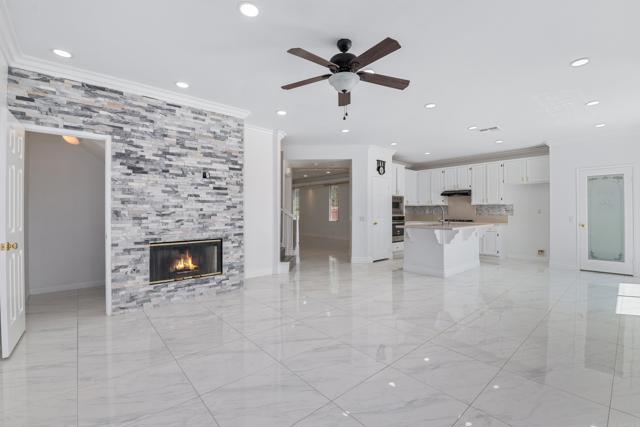 41231 Crooked Stick Dr, Temecula CA: https://media.crmls.org/mediaz/efc66ad1-f65c-4f80-8e4d-6fb3421a1b29.jpg