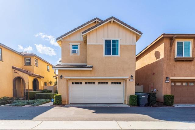 Detail Gallery Image 1 of 1 For 231 Dun Blazer Way, Fallbrook,  CA 92028 - 3 Beds | 2/1 Baths