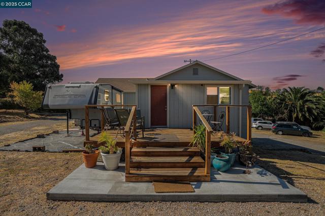 0 380 Pacifica Avenue, Bay Point CA: https://media.crmls.org/mediaz/efc7b3fa-82a1-4dab-831d-609aa2a63f7a.jpg