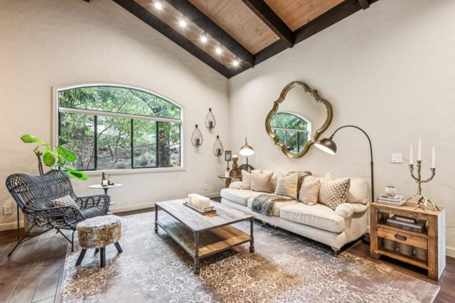 61 Oak Haven Way, Woodside CA: https://media.crmls.org/mediaz/efc7f45e-da98-45c0-afd2-fd45c7af2141.jpg