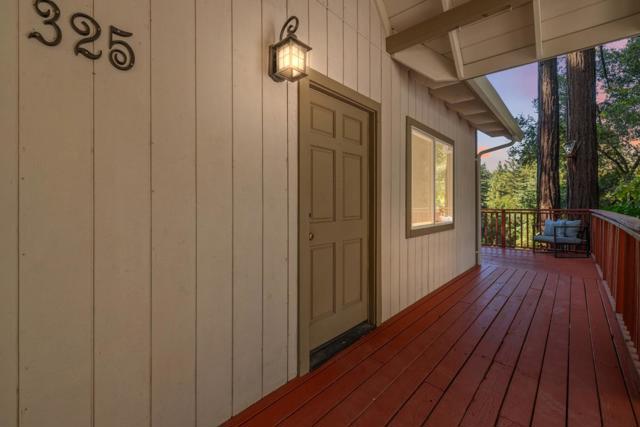 325 Fireside Road, Boulder Creek CA: https://media.crmls.org/mediaz/efc7f568-d4d8-40fe-b163-81b8e0dd57e1.jpg