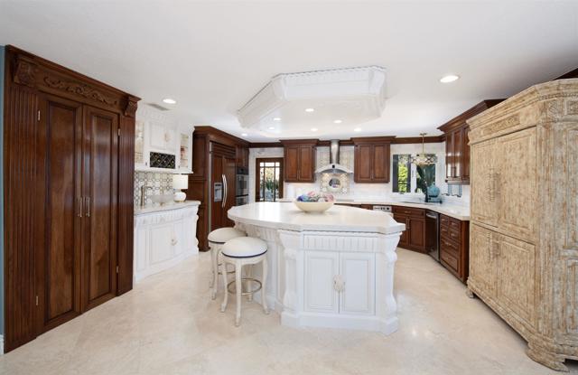 Detail Gallery Image 9 of 63 For 10737 Birch Bluff Ave, San Diego,  CA 92131 - 4 Beds | 3/1 Baths