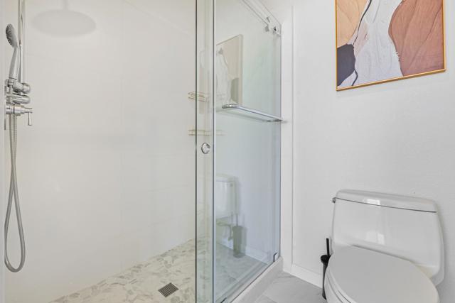 219 Commons Lane, Foster City CA: https://media.crmls.org/mediaz/efc931c7-3f65-4a96-a3e5-4ed05a82596f.jpg