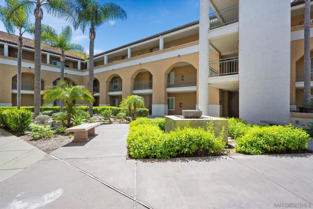 2150 Camino De La Reina, San Diego CA: https://media.crmls.org/mediaz/efca2ae5-c7c0-42b5-bd93-fb9a00949639.jpg