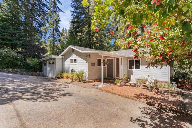 345 Saint Francis Drive, Boulder Creek CA: https://media.crmls.org/mediaz/efcacbeb-5f8c-4fb5-b328-f33d2b838e1b.jpg