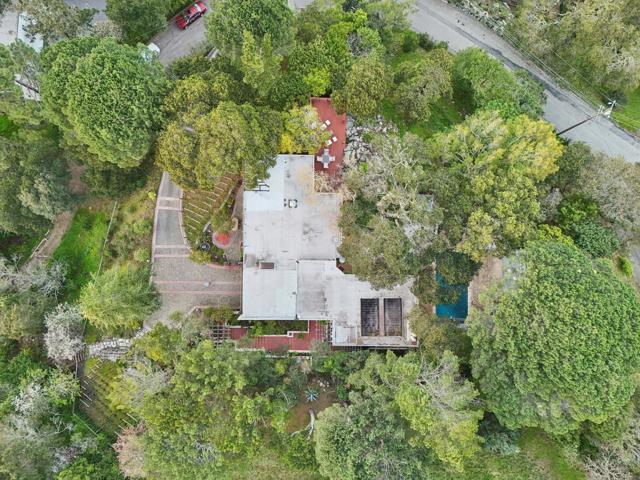 25 Oakhurst Road, San Rafael CA: https://media.crmls.org/mediaz/efcaec38-ef20-4d75-b847-e7847fd78ecc.jpg