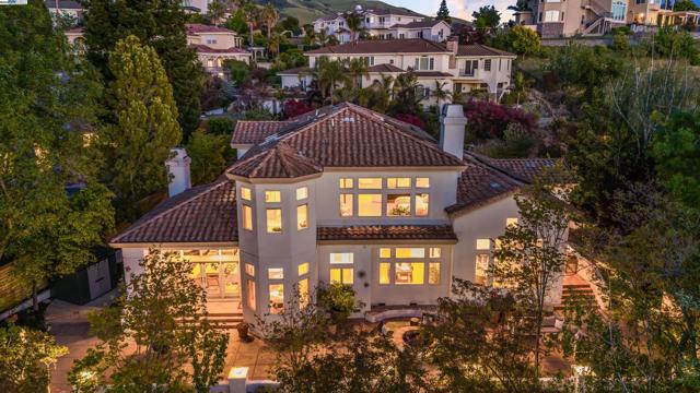 45221 Rutherford Ter, Fremont CA: https://media.crmls.org/mediaz/efcaf8a3-edff-4bda-9d5a-462c1ba96c54.jpg