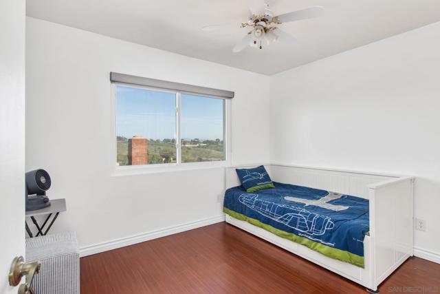 4460 Huggins St, San Diego CA: https://media.crmls.org/mediaz/efcb0792-e205-4439-b76a-9107c2e65e8e.jpg
