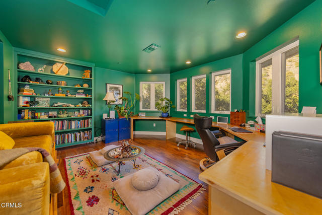 Detail Gallery Image 5 of 44 For 15990 Maricopa Hwy, Ojai,  CA 93023 - 4 Beds | 3 Baths