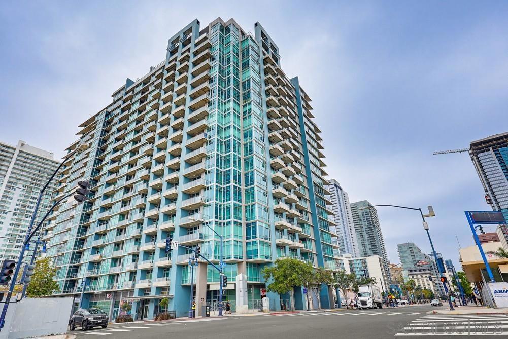 1080 Park Blvd