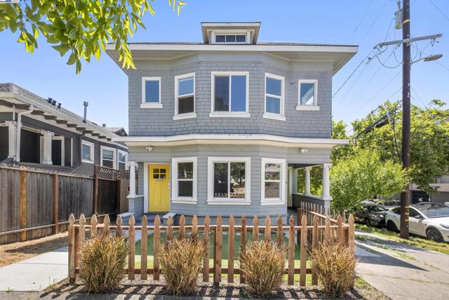 193 W Macarthur Blvd, Oakland CA: https://media.crmls.org/mediaz/efcdd152-a34b-4f68-bba3-d873ff00fae3.jpg
