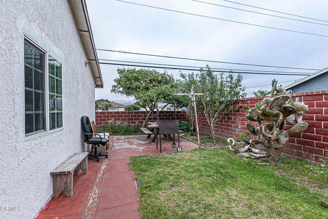 105 Julia Drive, Guadalupe CA: https://media.crmls.org/mediaz/efce3101-9e0c-4404-a150-8f2a28bfe6ec.jpg