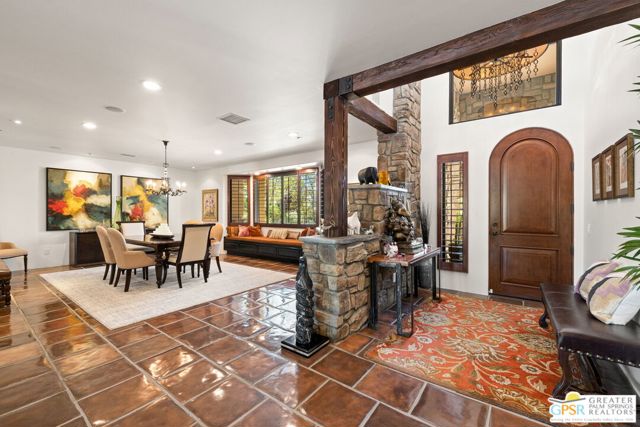 248 E Palo Verde Avenue, Palm Springs CA: https://media.crmls.org/mediaz/efced0d4-361b-49a8-a4b6-1c8d0d913278.jpg