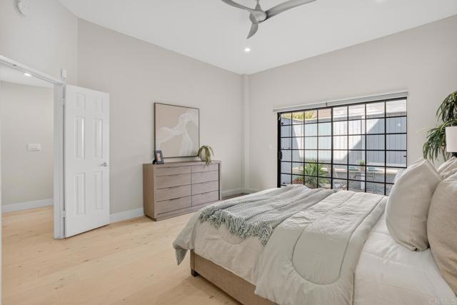 Detail Gallery Image 31 of 55 For 2021 Carnegie Ln #APT 7,  Redondo Beach,  CA 90278 - 3 Beds | 2/1 Baths