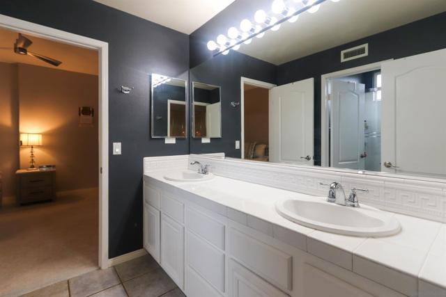 994 N Big Sky Lane, Orange CA: https://media.crmls.org/mediaz/efcf8a97-76c0-4290-89ce-eb876b782f41.jpg