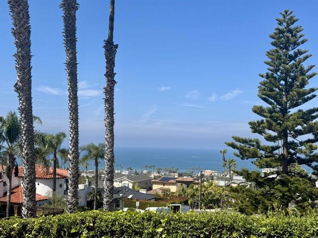 Detail Gallery Image 2 of 59 For 4452 Orchard Ave, San Diego,  CA 92107 - 3 Beds | 2 Baths