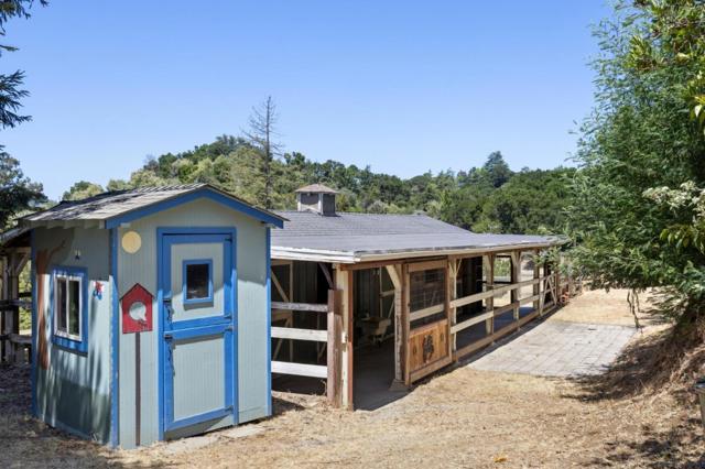 1207 Godetia Drive, Woodside CA: https://media.crmls.org/mediaz/efd0d98d-19da-43ee-a413-1efb41c2cdce.jpg