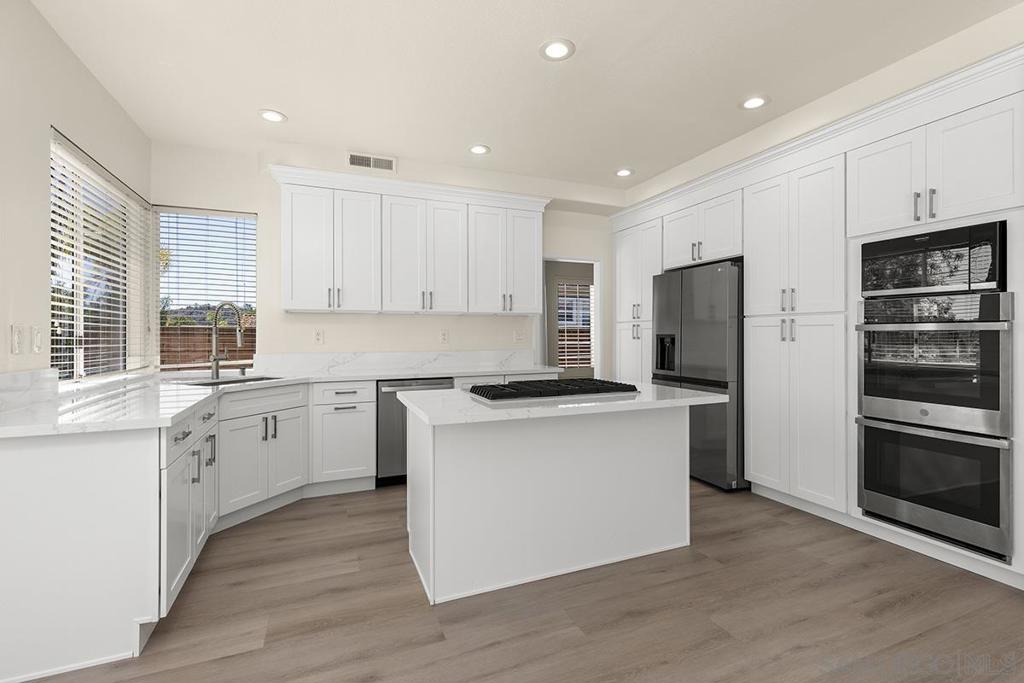 12295 Picrus St - photo 12