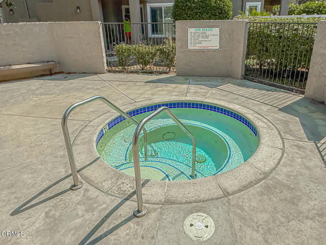 5965 Paseo Encantada, Camarillo CA: https://media.crmls.org/mediaz/efd1ee90-e10b-4cb6-819c-320be5b4ae5e.jpg