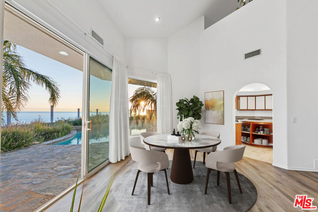 32215 Pacific Coast Highway, Malibu CA: https://media.crmls.org/mediaz/efd2fd59-9b0b-4a45-ae7a-01ecc9248a94.jpg