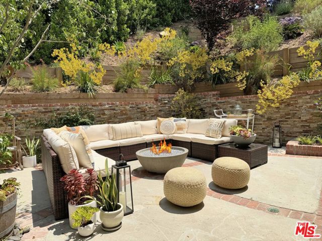 Outdoor Patio lounge seating