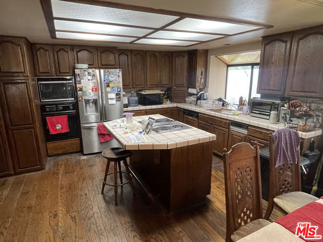 2453 Fullerton Road, Rowland Heights CA: https://media.crmls.org/mediaz/efd45d96-a6b0-4527-aa17-32404b65cd8c.jpg