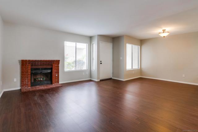 12741 Laurel St, Lakeside CA: https://media.crmls.org/mediaz/efd47283-ece1-4f77-a98a-27e5a190559e.jpg