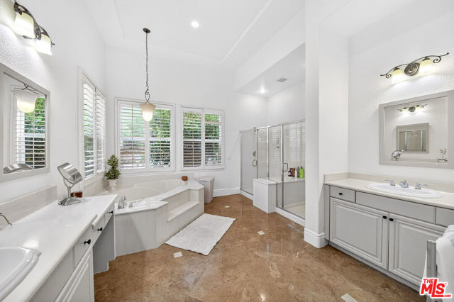 Image 15 of 28 For 1660 Alamitos Circle