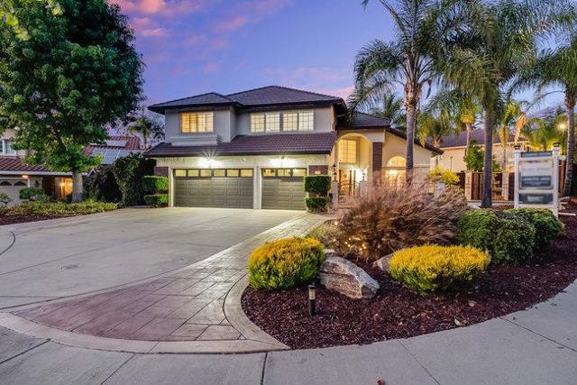 4252 Merlot Court, San Jose CA: https://media.crmls.org/mediaz/efd6ce78-c714-4314-9473-137840ac05a0.jpg
