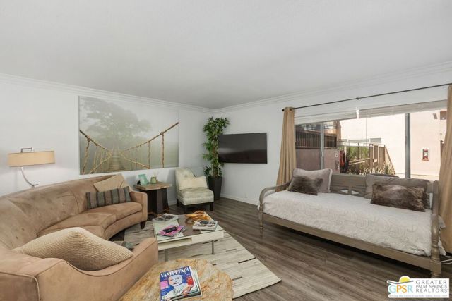 400 N Sunrise Way, Palm Springs CA: https://media.crmls.org/mediaz/efd7bf7c-3ec4-482d-a4e2-3793981526c1.jpg