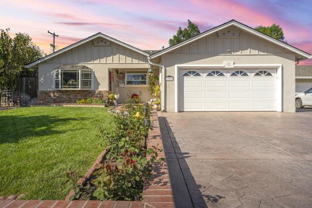 1797 W Campbell Avenue, Campbell CA: https://media.crmls.org/mediaz/efd80a84-184f-4d0f-8203-61d01357ab15.jpg