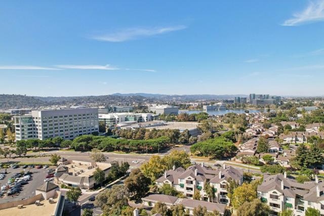 2508 Hastings Shore Lane, Redwood City CA: https://media.crmls.org/mediaz/efd8104d-90a6-41e0-bb0d-b3f6b85fae88.jpg