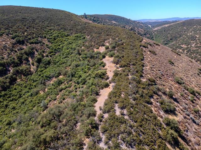 71418 Jolon Road, Bradley CA: https://media.crmls.org/mediaz/efd8f655-65ce-43e7-8ab0-272edbb5eb26.jpg