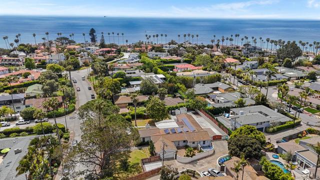 380 Via Del Norte Lot 9, La Jolla CA: https://media.crmls.org/mediaz/efd90aa5-7aff-4968-9579-3b4323564d61.jpg
