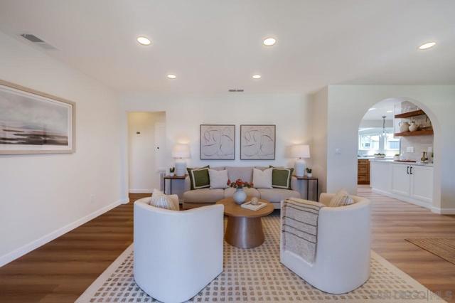 4439 Limerick Way, San Diego CA: https://media.crmls.org/mediaz/efd97bc2-8ee7-48c6-8915-4568ee6ca477.jpg