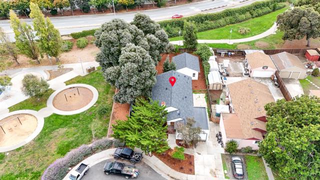 236 Ryder Street, San Mateo CA: https://media.crmls.org/mediaz/efd99f01-b9a9-4604-8104-01782b3f6471.jpg