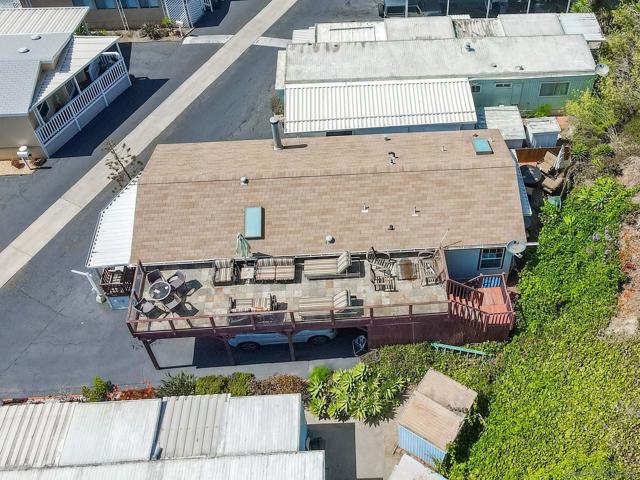 120 Sherri Ln, Oceanside CA: https://media.crmls.org/mediaz/efdb546c-27a0-4982-b02e-f0076adab845.jpg