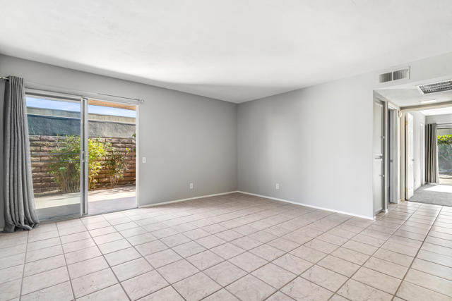 1391 Sunflower Circle S, Palm Springs, CA 92262