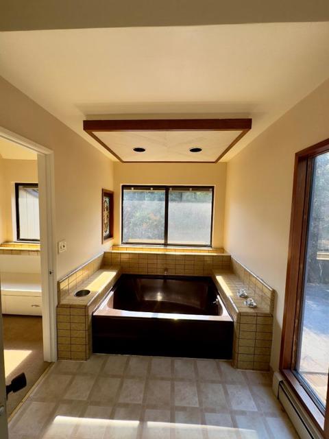 46 Morse Lane, Redwood City CA: https://media.crmls.org/mediaz/efdc39ea-c4ac-404e-b01e-9b678f86e931.jpg