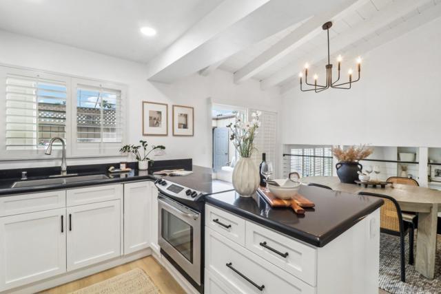 4174 Balboa Way, San Diego CA: https://media.crmls.org/mediaz/efdc4ae7-b9a1-4b4d-8b50-cfe050292480.jpg