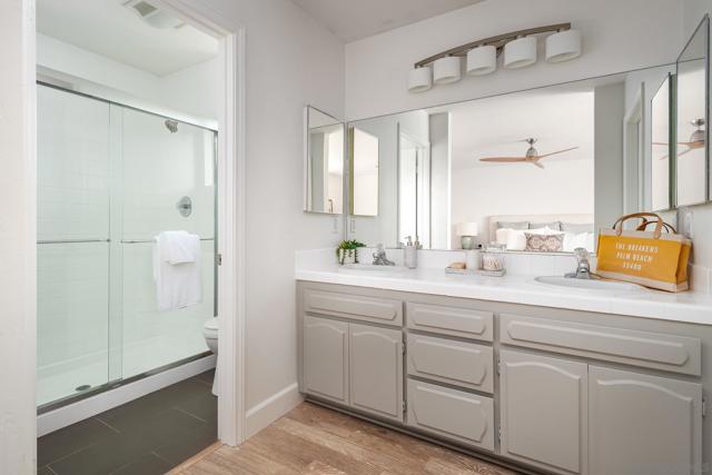 6732 6734 Antilope St, Carlsbad CA: https://media.crmls.org/mediaz/efdc6f98-f1e1-4e71-8d80-60565590e5bb.jpg