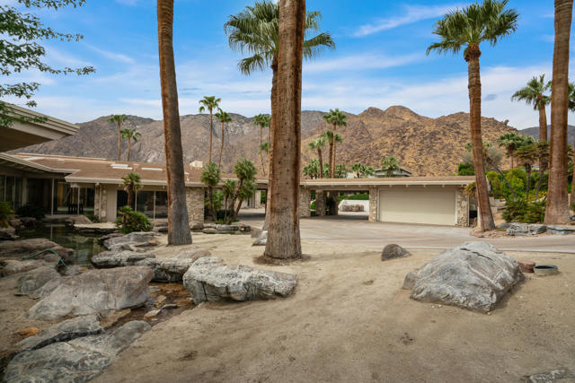 925 W Coronado Avenue, Palm Springs, CA 92262